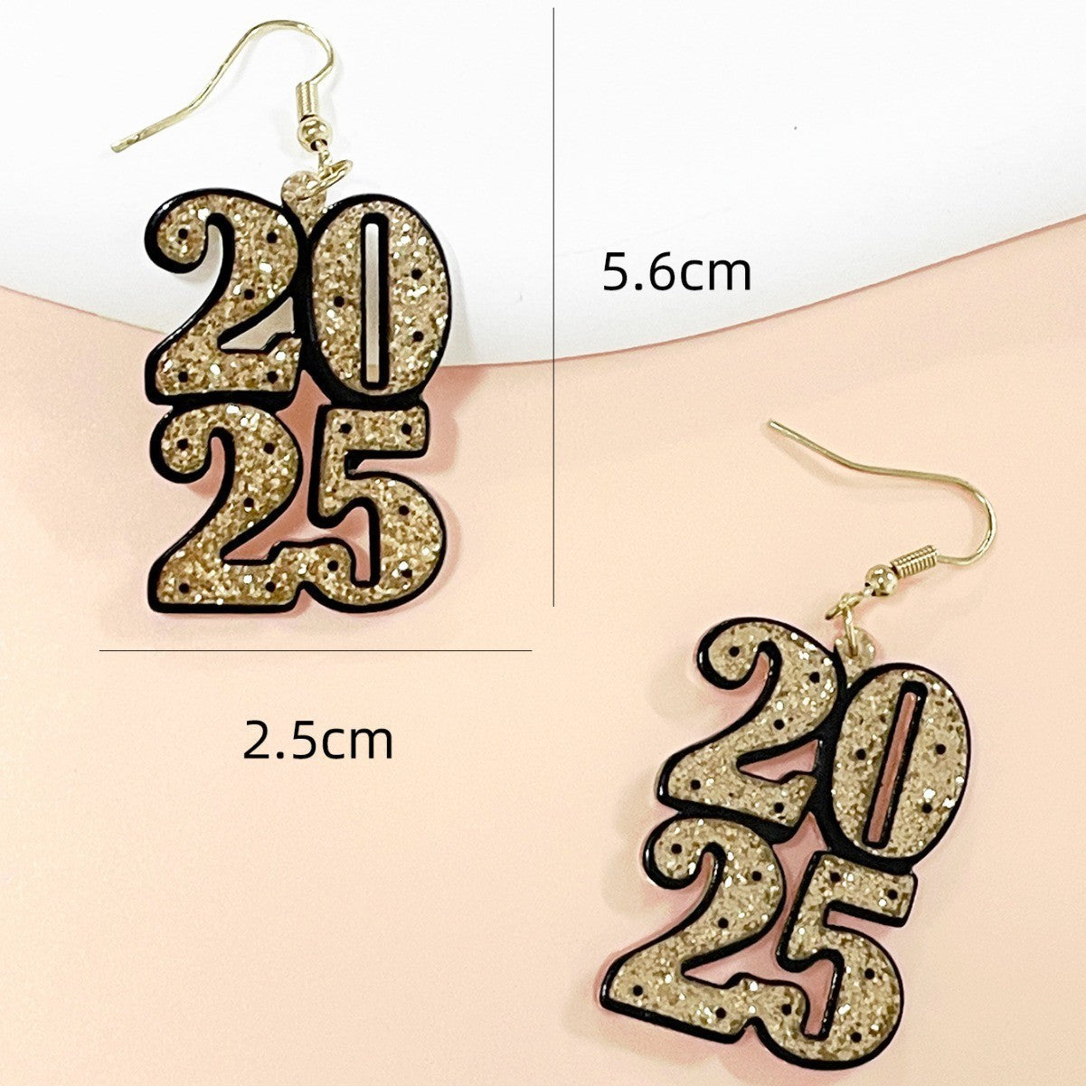 Boucles d'oreilles en acrylique à la mode avec sequins et design créatif